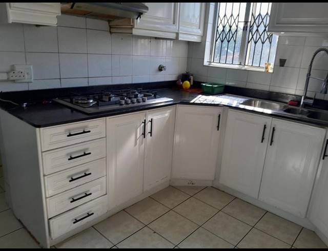 4 BEDROOM PROPERTY TO RENT IN SHERWOOD